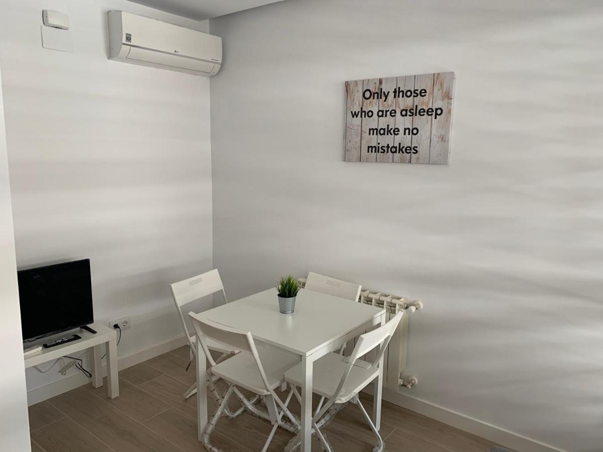 Ferienwohnung Moncloa-Arguelles Nuevos Pisos Madrid Exterior foto